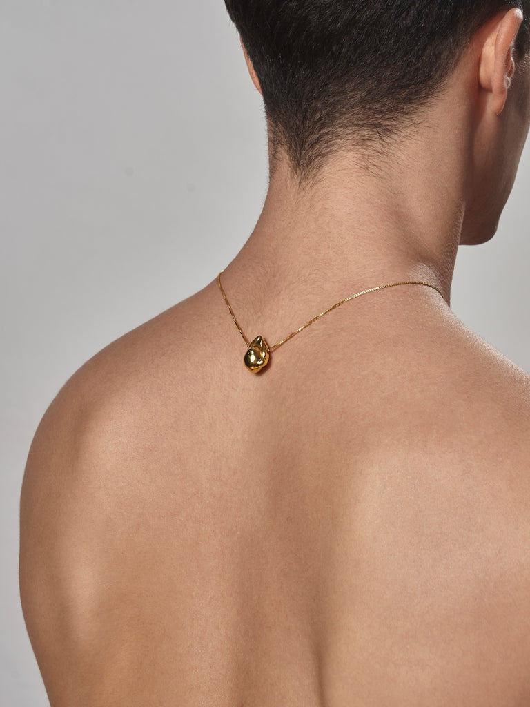 Replicant 1200, Gold Filled Chain.