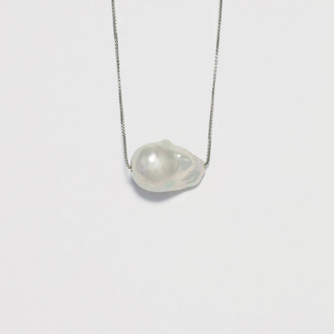 B. Pearl 52014, Silver Box Chain.