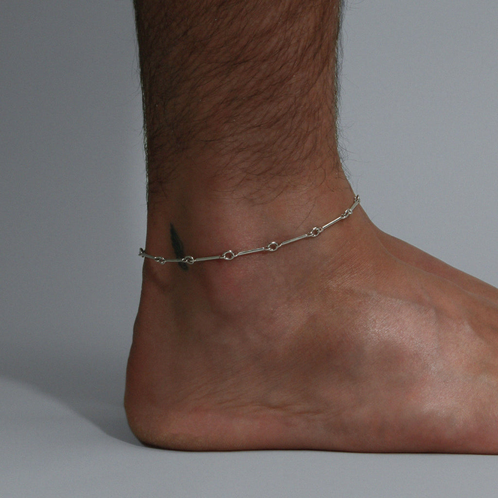 The "1" Anklet, Silver or Gold.