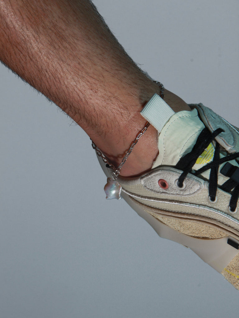 The "0" Anklet, Silver or Gold.