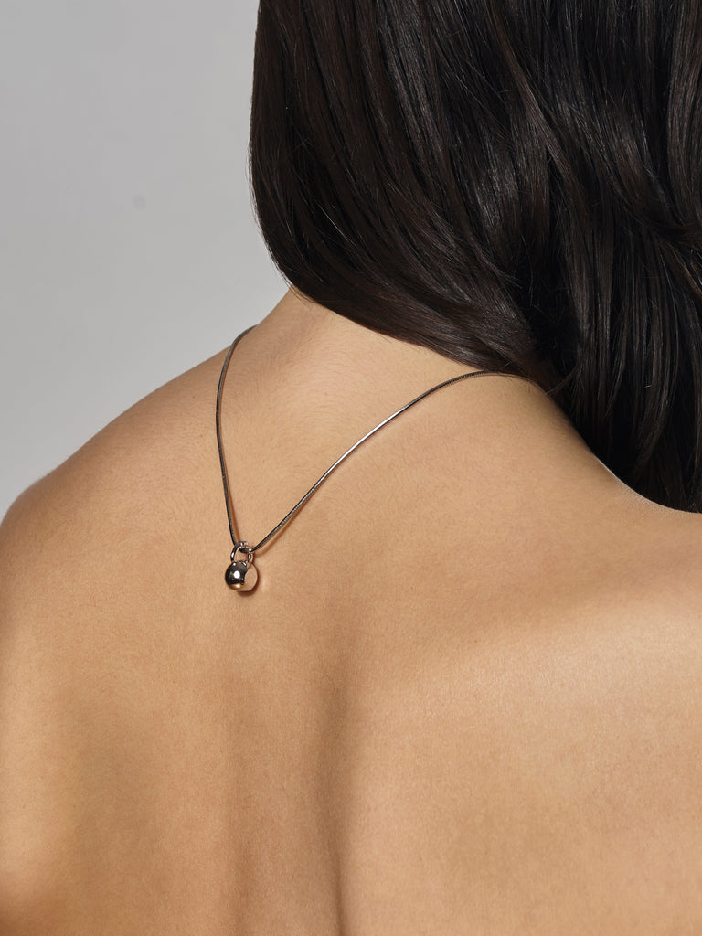 Lunge, Sterling Silver Chain.