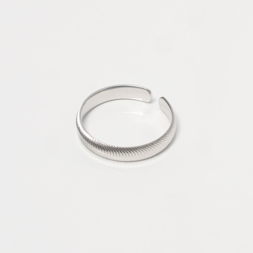Echo Ring, Sterling Silver.